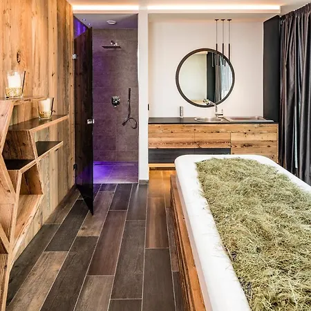 Sonnenberg Panorama Dolomites Wellbeing 마란자