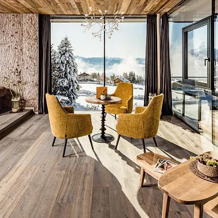 호텔 Sonnenberg Panorama Dolomites Wellbeing 4*